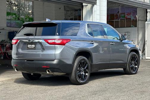 2021 Chevrolet Traverse LS