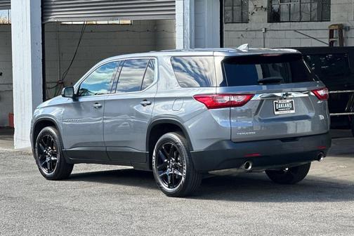 2021 Chevrolet Traverse LS