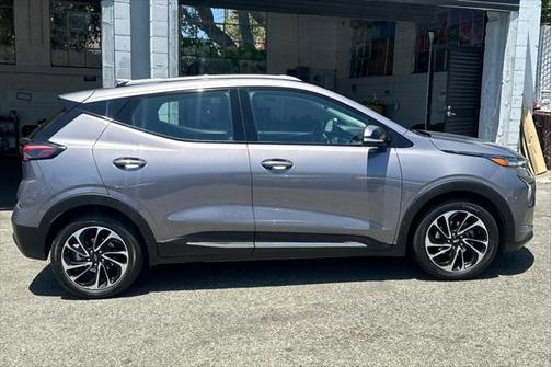 2022 Chevrolet Bolt EUV FWD Premier