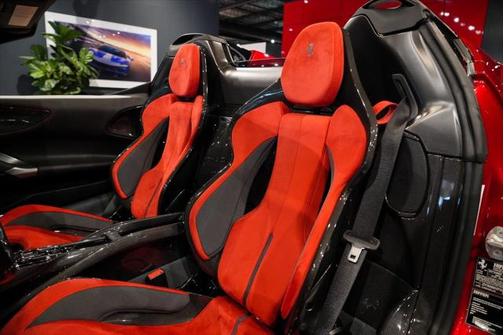 2023 Ferrari SF90 Spider Base