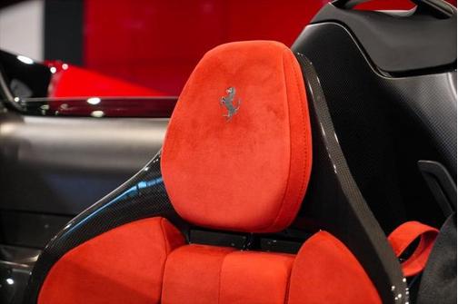 2023 Ferrari SF90 Spider Base