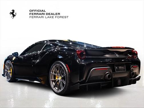2020 Ferrari 488 Pista Base