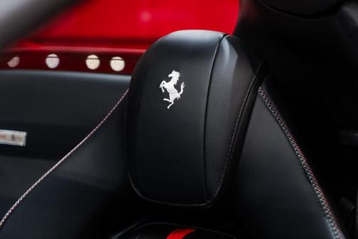 2021 Ferrari 812 GTS Base