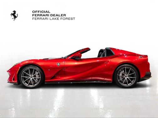 2021 Ferrari 812 GTS Base