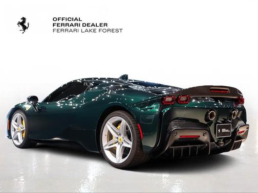 2023 Ferrari SF90 Stradale Base