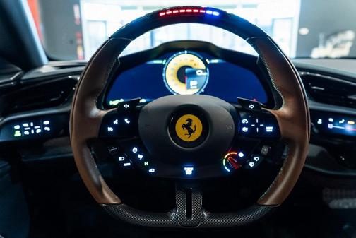 2023 Ferrari SF90 Stradale Base