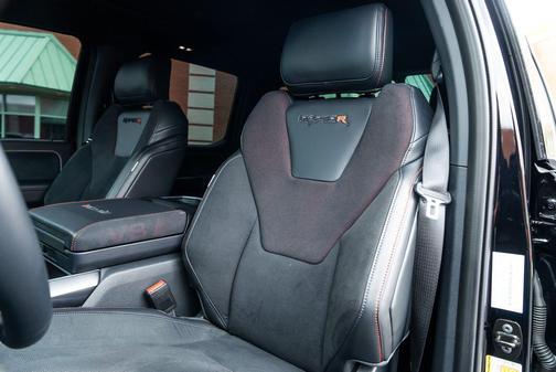 Agate Black Metallic 2025 Ford F-150 Raptor R