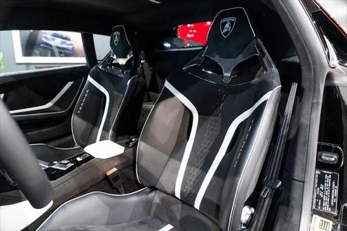 2024 Lamborghini Huracan Tecnica Base