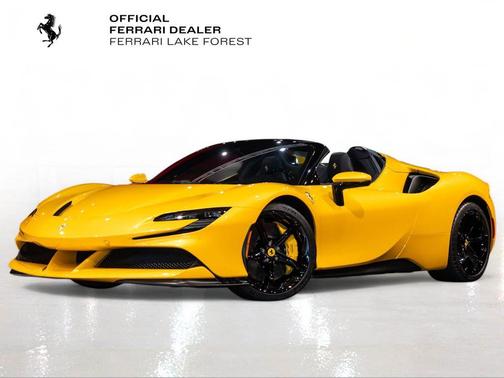 Giallo Triplo Strato 2025 Ferrari SF90 Spider Base