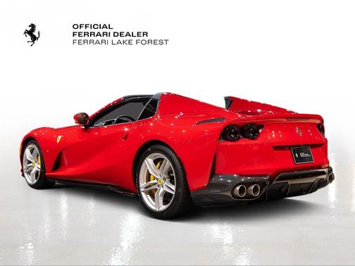2021 Ferrari 812 GTS Base