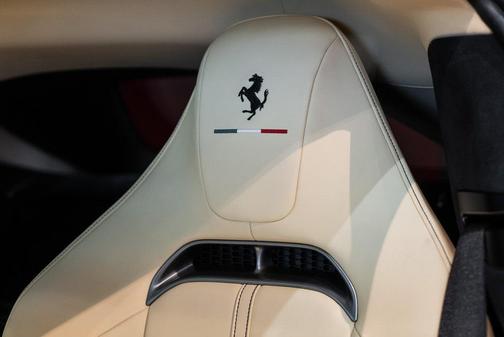 2025 Ferrari 12Cilindri Base