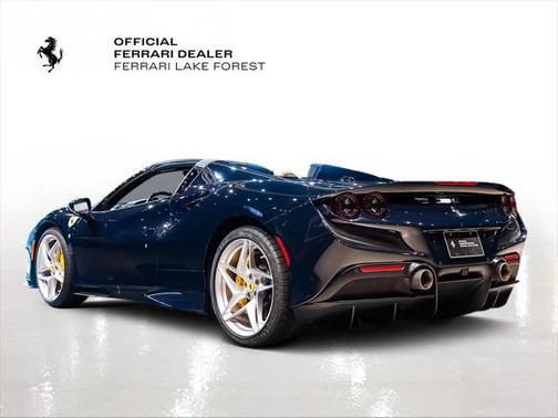 2022 Ferrari F8 Spider Base