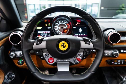 2022 Ferrari 812 GTS Base