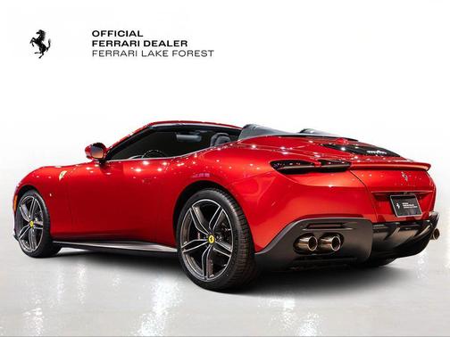 2025 Ferrari Roma Spider Spider