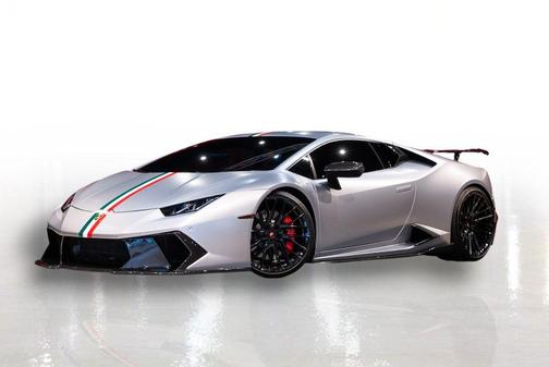 Silver 2017 Lamborghini Huracan LP580-2