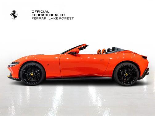 2025 Ferrari Roma Spider Base