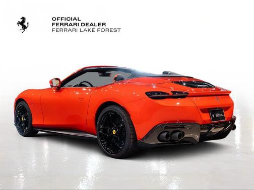 2025 Ferrari Roma Spider Base