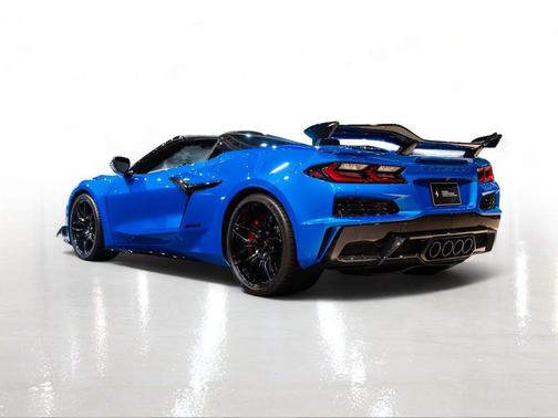 Riptide Blue Metallic 2025 Chevrolet Corvette Z06