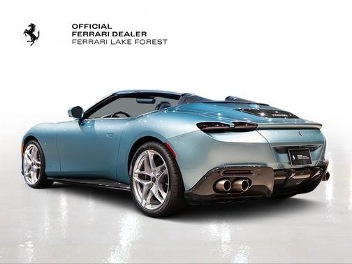2024 Ferrari Roma Spider Base