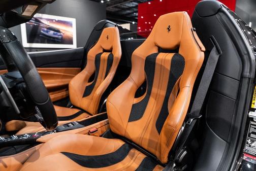 2022 Ferrari F8 Spider Base