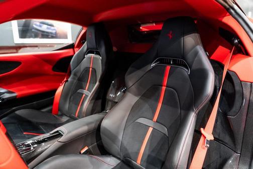 2023 Ferrari SF90 Stradale Base