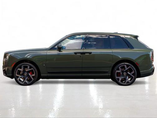 2025 Rolls-Royce Cullinan Black Badge