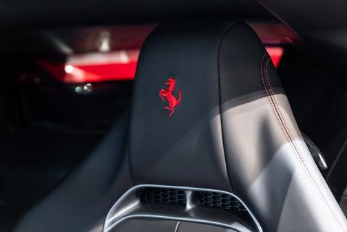 2023 Ferrari SF90 Stradale Base