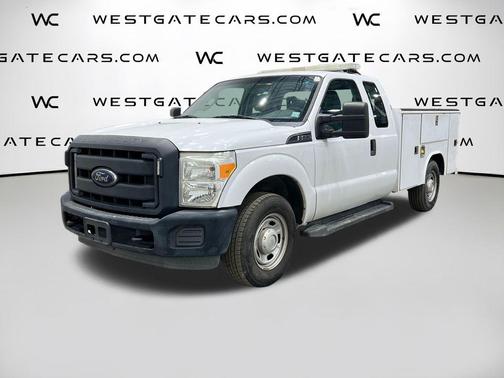 OXFORD WHITE 2016 Ford F-250 XL