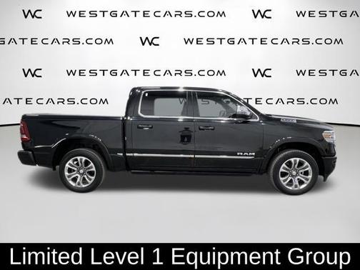 Diamond Black Crystal Pearlcoat 2023 RAM 1500 Limited