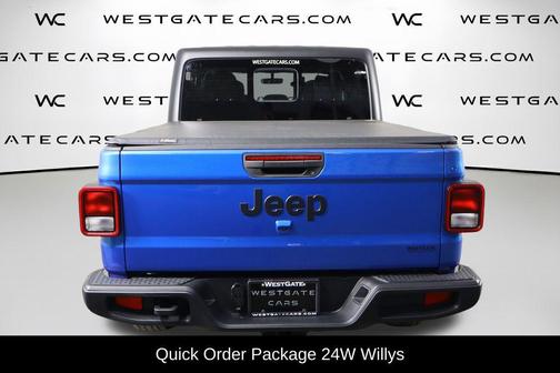 Hydro Blue Pearlcoat 2022 Jeep Gladiator Willys 4x4