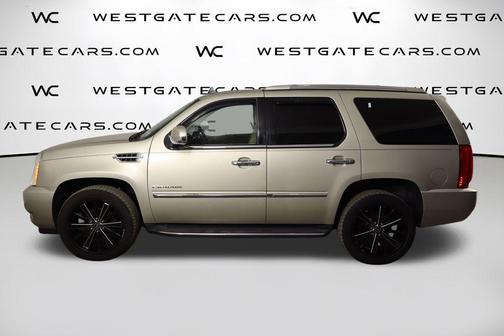 Silver Coast Metallic 2013 Cadillac Escalade Luxury