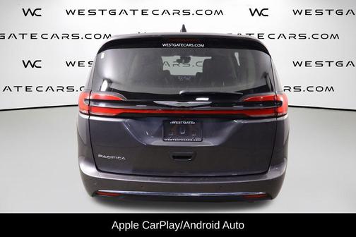 Granite Crystal Metallic Clearcoat 2023 Chrysler Pacifica Touring L