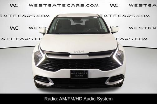 Snow White Pearl 2023 Kia Sportage LX