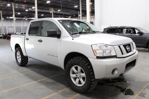 2009 Nissan Titan XE Crew Cab