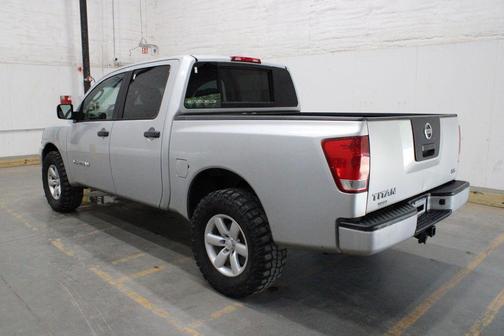 2009 Nissan Titan XE Crew Cab