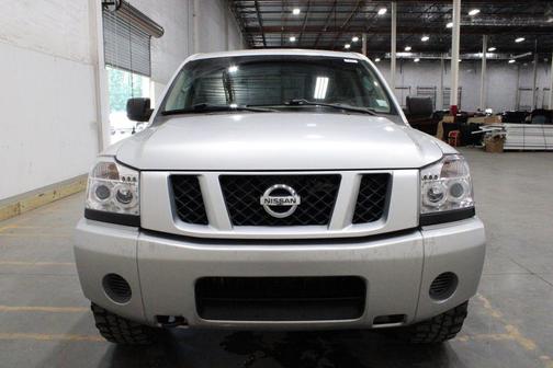 2009 Nissan Titan XE Crew Cab