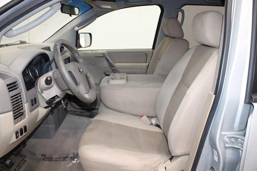 2009 Nissan Titan XE Crew Cab