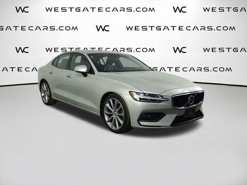 2019 Volvo S60 T5 Momentum