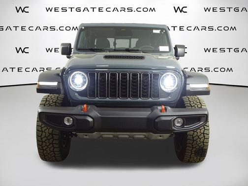 Anvil Clearcoat 2026 Jeep Gladiator Mojave 4x4
