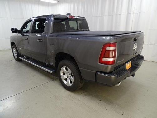 Photo 3 of 37 of 2019 RAM 1500 Big Horn
