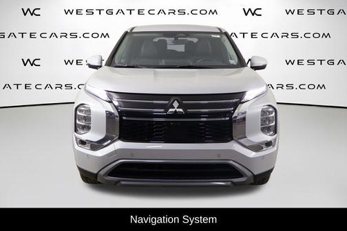 White Diamond 2025 Mitsubishi Outlander SE