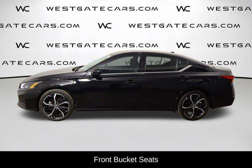 Super Black 2024 Nissan Altima SR FWD