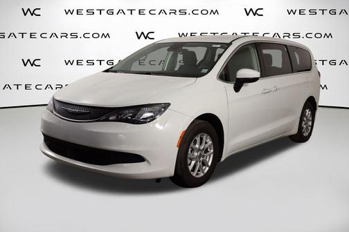 Bright White Clearcoat 2023 Chrysler Voyager LX