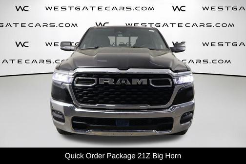 Diamond Black Crystal Pearlcoat 2026 RAM 1500 Big Horn/Lone Star