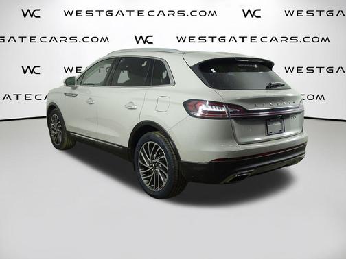 2020 Lincoln Nautilus Reserve