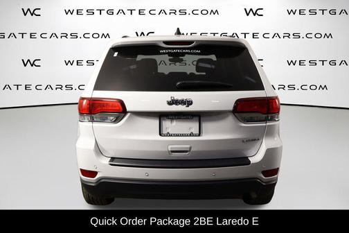 Bright White Clearcoat 2022 Jeep Grand Cherokee Laredo