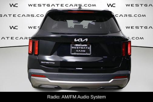 2024 Kia Sorento S