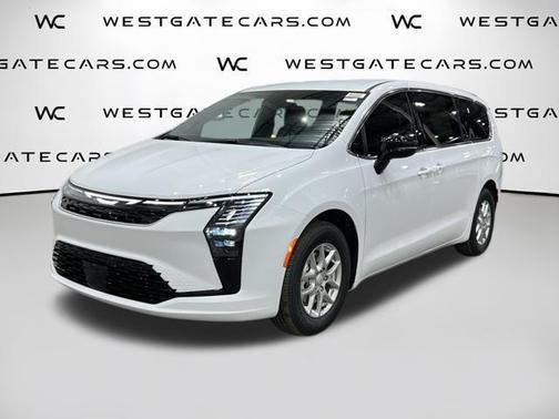 Bright White Clearcoat 2027 Chrysler Pacifica L
