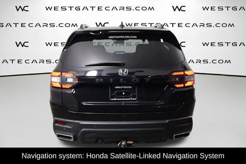 Crystal Black Pearl 2025 Honda Pilot Black Edition