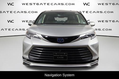 2024 Toyota Sienna Platinum 7 Passenger